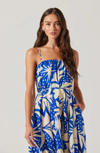 Load image into Gallery viewer, ASTR The Label Sarina Dress