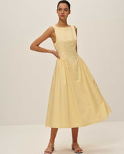 Load image into Gallery viewer, ELODIE Lennon Poplin Midi Dress