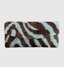 Load image into Gallery viewer, AYCA DESIGN Silk Velvet Ikat Clutch
