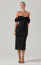 Load image into Gallery viewer, ASTR The Label Opal Midi Dress