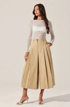 Load image into Gallery viewer, ASTR The Label Rowen Pleated Culotte Pants