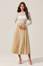 Load image into Gallery viewer, ASTR The Label Rowen Pleated Culotte Pants