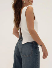 Load image into Gallery viewer, prince-street-top-ecru-knit-vest-Rumored