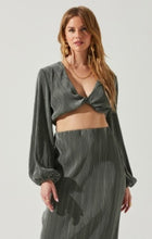 Load image into Gallery viewer, ASTR The Label Catelya Top