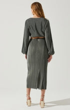 Load image into Gallery viewer, ASTR The Label Catelya Top