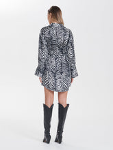 Load image into Gallery viewer, ENA PELLY Ashleigh Shirt Dress