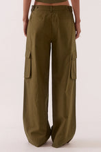 Load image into Gallery viewer, SOVERE Studio Sabine Cargo Pants