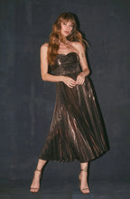 Load image into Gallery viewer, ASTR The Label Ascella Pleated Midi Dress