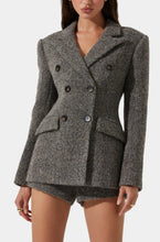 Load image into Gallery viewer, ASTR The Label Verity Blazer