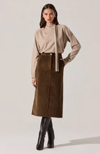 Load image into Gallery viewer, ASTR The Label Sylvana Scarf Sweater