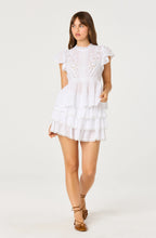 Load image into Gallery viewer, ASTR The Label Jenny Eyelet Flutter Sleeve Top