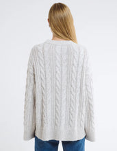 Load image into Gallery viewer, RUMORED Highland Cable Knit Sweater