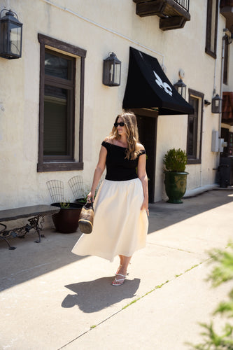 ELODIE Simone Midi Dress