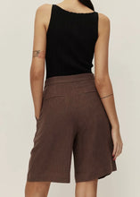 Load image into Gallery viewer, ELODIE Dion Bermuda Shorts