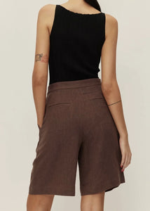 ELODIE Dion Bermuda Shorts