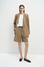 Load image into Gallery viewer, RUE SOPHIE Yana Arrow Belt Loop Bermuda Short