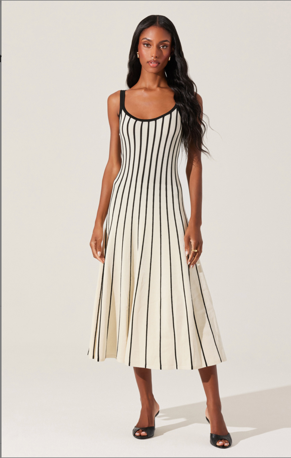 spaghetti strap sweater dress Striped Scoop Neck  Gabelleous length 49.1 in bust 30.4 in waist 27.3 in hip 29.6 in L Contrast Spaghetti Strap Cutout Sweater