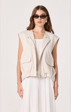 Load image into Gallery viewer, ASTR The Label Radley Oversized Cargo Zip Vest