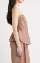Load image into Gallery viewer, A.REN Lumin Crinkle Strapless Top