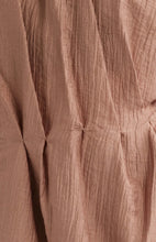 Load image into Gallery viewer, A.REN Lumin Crinkle Strapless Top