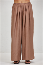 Load image into Gallery viewer, A.REN Lumin Crinkle Wide Leg Pants