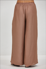 Load image into Gallery viewer, A.REN Lumin Crinkle Wide Leg Pants