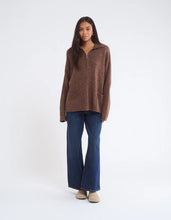 Load image into Gallery viewer, RUMORED Weekender Quarter Zip