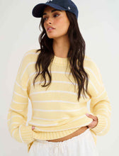 Load image into Gallery viewer, RUMORED Bayside Crewneck Sweater