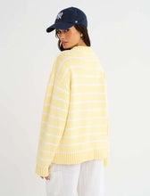 Load image into Gallery viewer, RUMORED Bayside Crewneck Sweater