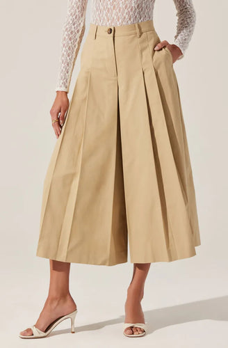 ASTR The Label Rowen Pleated Culotte Pants