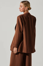 Load image into Gallery viewer, ASTR The Label Laudine Oversized Blazer