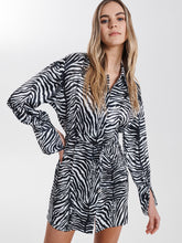 Load image into Gallery viewer, ENA PELLY Ashleigh Shirt Dress